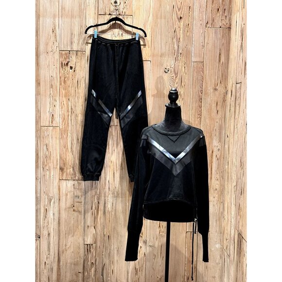 ROQUE ITALY WOMEN'S ATHLEISURE TOP & BOTTON ELEVATED SWEATS SET / XS - 6 / BLACK - Picture 1 of 11